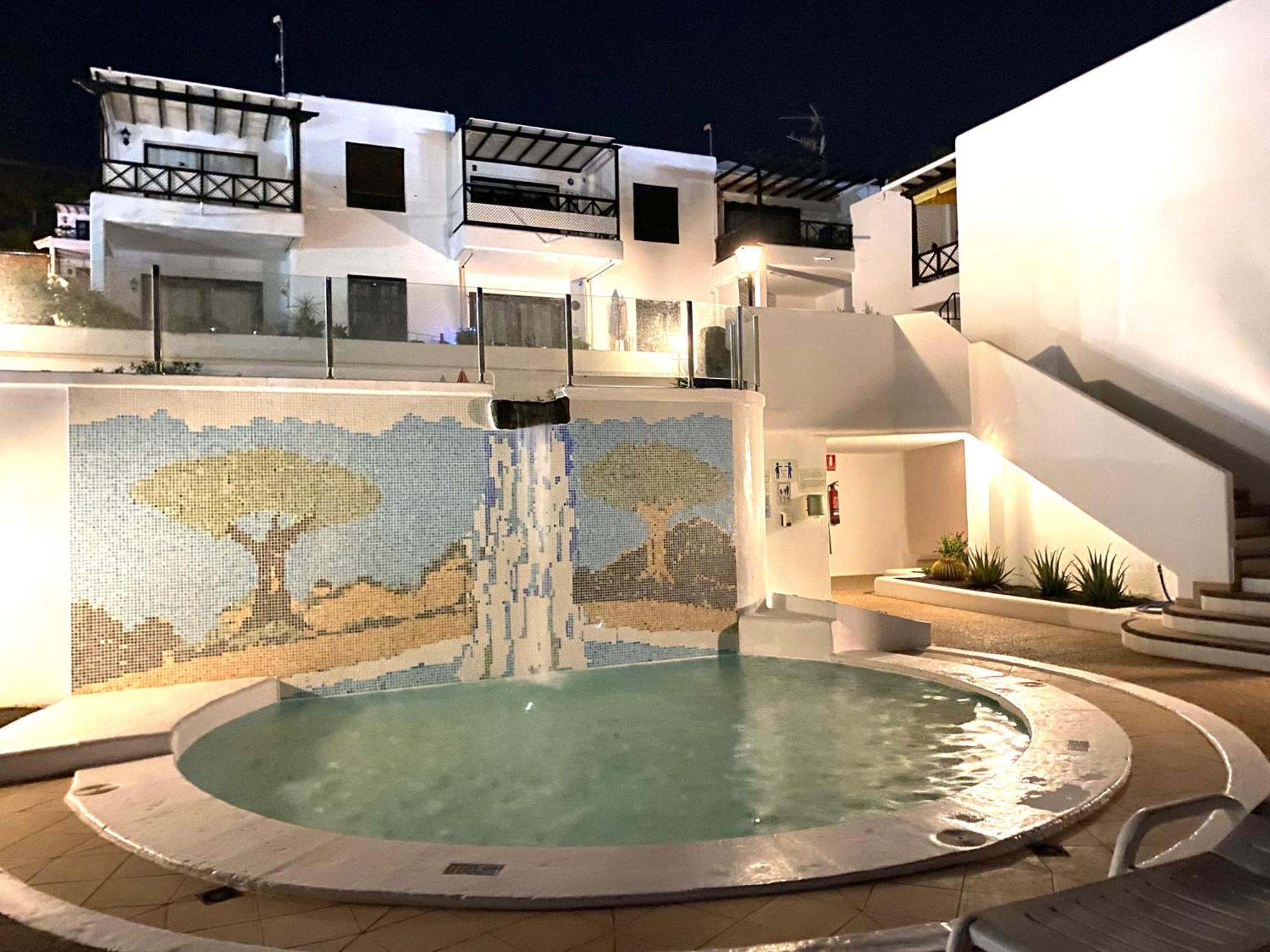 Apartamentos Los Dragos Puerto del Carmen  Exterior photo